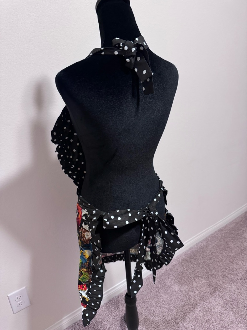 Retro Horror Movie Apron | Classic Monsters Print | Polka Dot Ruffle | Kitchen - Picture 6 of 6